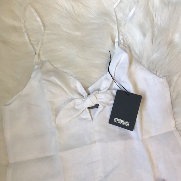 NWT reformation strawberry white Top size small - Picture 4 of 5